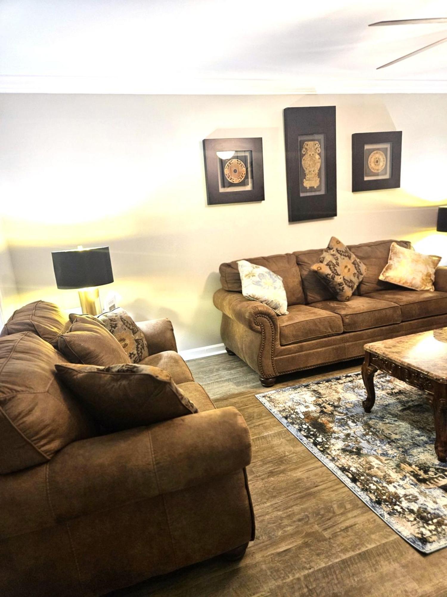 Urban Oasis Retreat In The Southwest! Villa Хънтсвил Екстериор снимка